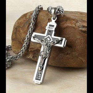 Catholic Jesus Christ on INRI Cross Crucifix Silver Tone Pendant Necklace 22+2"